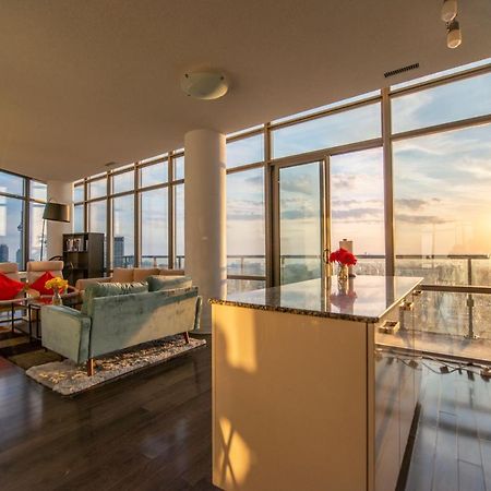 Unbelievable Penthouse View With 3 Bedrooms 多伦多 外观 照片